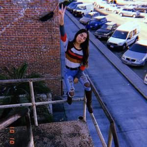 Meet your Posher, Noelia